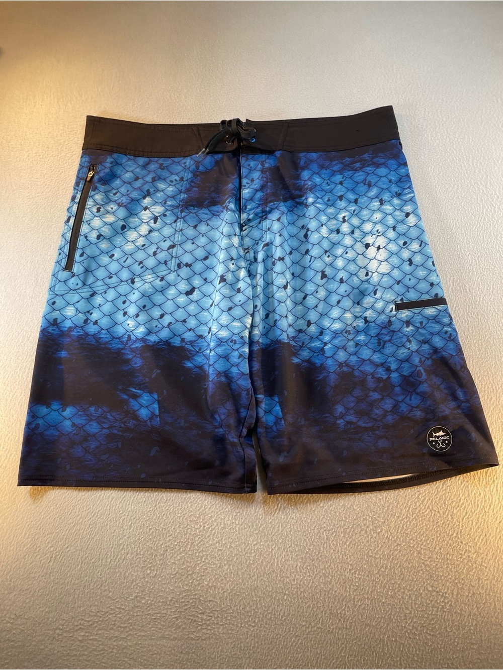 Pelagic Mens Hydro Lite Board Shorts Size 38